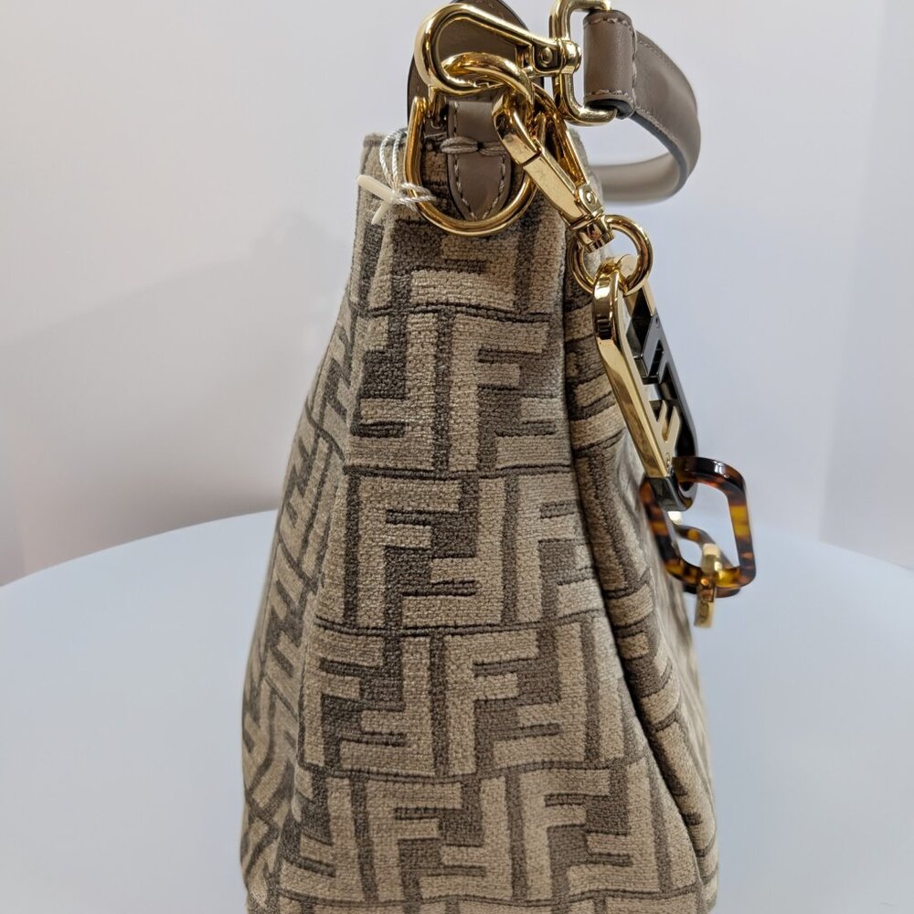 Fendi Brown O’Clock Zip Shoulder Bag Zucca Chenille Bag - Picture 5 of 16